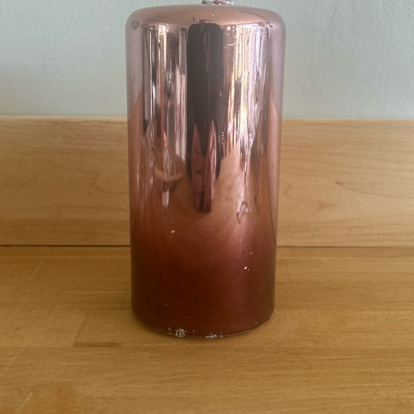 Fem shiny ombré pink candle - Picture 9 of 14